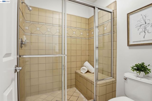 19455 Buren Pl, Castro Valley, CA 94552