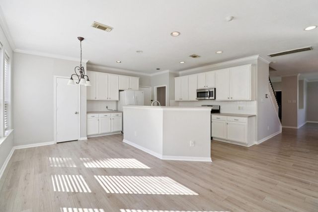 16546 Cypress Thicket Drive, Cypress, TX 77429