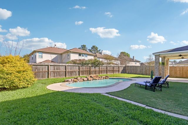 16546 Cypress Thicket Drive, Cypress, TX 77429