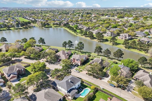 16546 Cypress Thicket Drive, Cypress, TX 77429