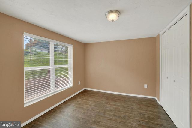1608 W POPLAR TER, York, PA 17404