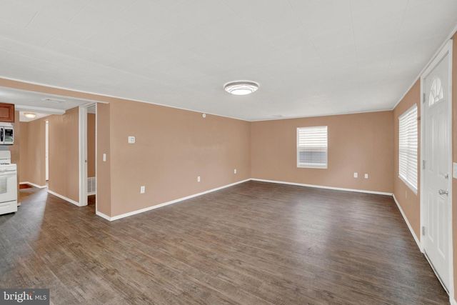 1608 W POPLAR TER, York, PA 17404