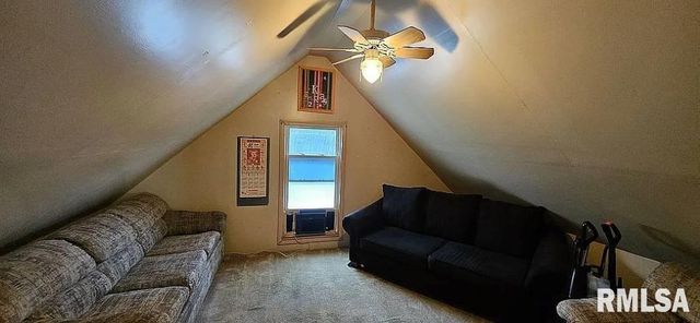 1613 N 6TH Street, Quincy, IL 62301