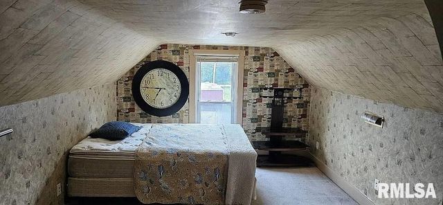 1613 N 6TH Street, Quincy, IL 62301