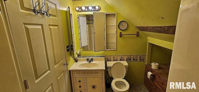 1613 N 6TH Street, Quincy, IL 62301