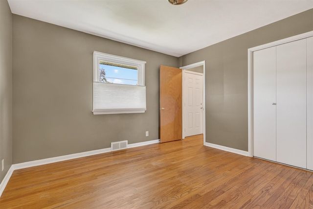 3923 Croyden Avenue, Kalamazoo, MI 49006