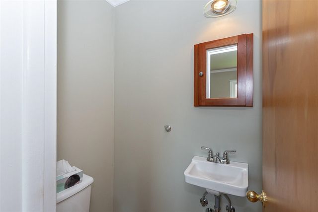 3923 Croyden Avenue, Kalamazoo, MI 49006