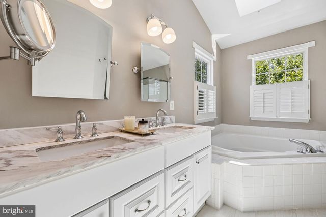 2 STONERIDGE CT, Stafford, VA 22554