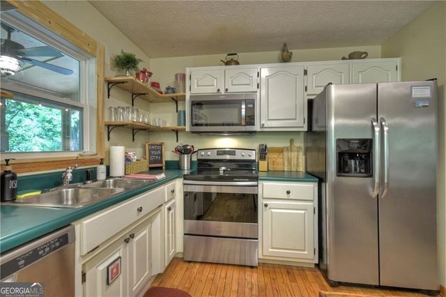276 Pine Ridge Road, Ellijay, GA 30536