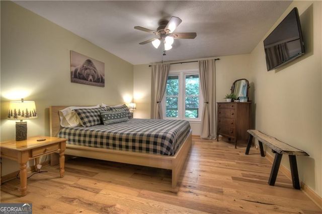 276 Pine Ridge Road, Ellijay, GA 30536