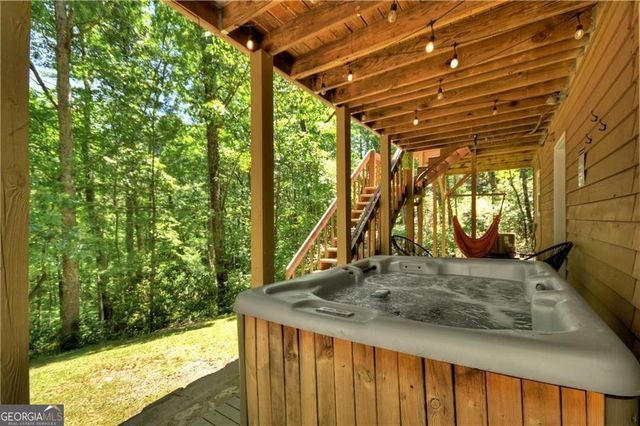 276 Pine Ridge Road, Ellijay, GA 30536
