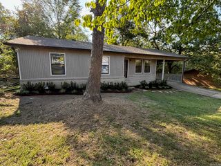 208 Elysian Hills Drive, Hot Springs, AR 71913
