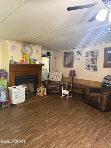 9412 Pat Road, Youngstown, FL 32466