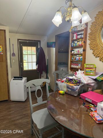 9412 Pat Road, Youngstown, FL 32466