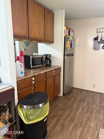 9412 Pat Road, Youngstown, FL 32466