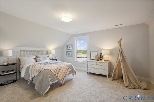 9463 Angels Share Dr, New Kent, VA 23124