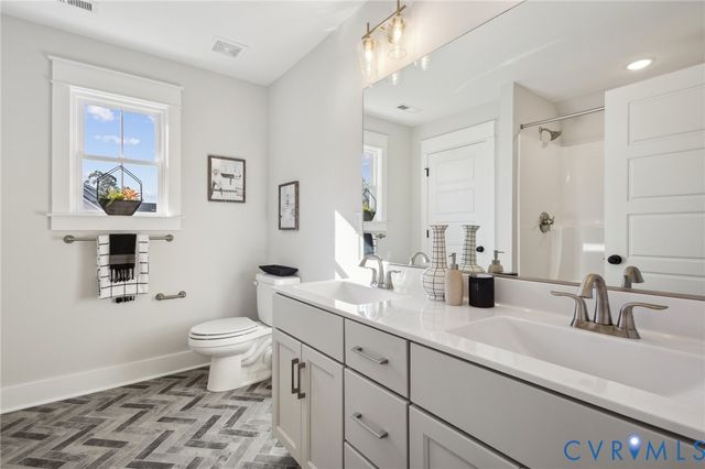 9463 Angels Share Dr, New Kent, VA 23124