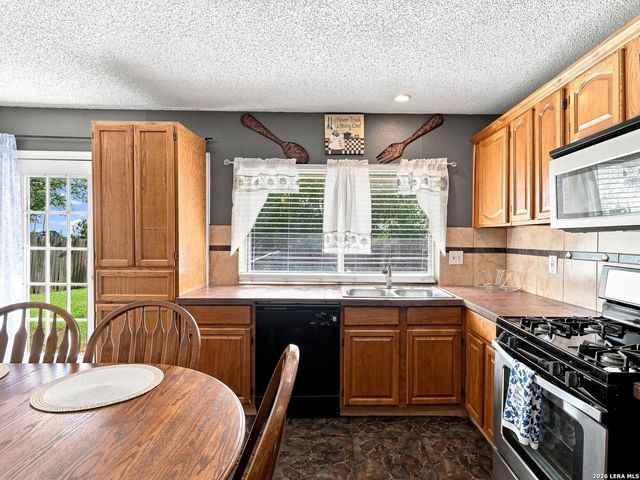 7614 Glen Briar, San Antonio, TX 78239