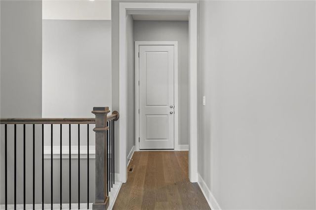 17366 S Raintree Drive Bldg J Unit 40, Olathe, KS 66062