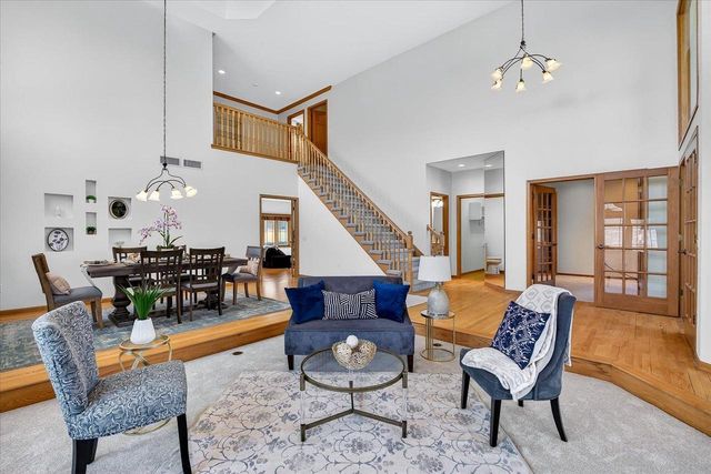 5753 Dawley Drive, Fitchburg, WI 53711