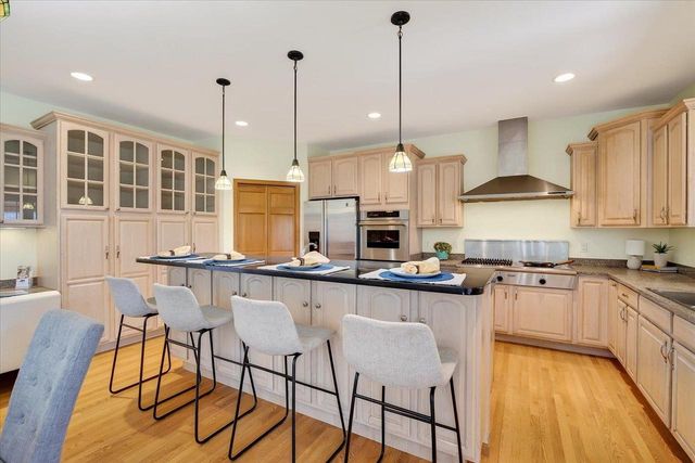 5753 Dawley Drive, Fitchburg, WI 53711