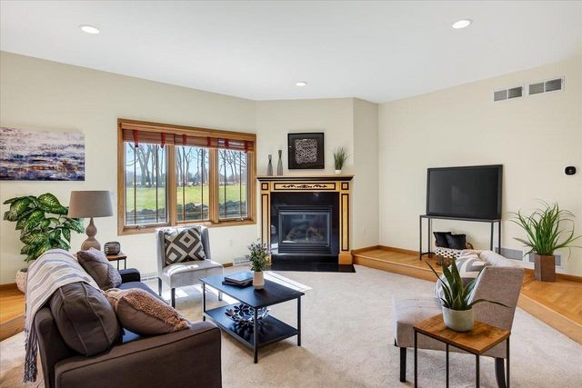 5753 Dawley Drive, Fitchburg, WI 53711