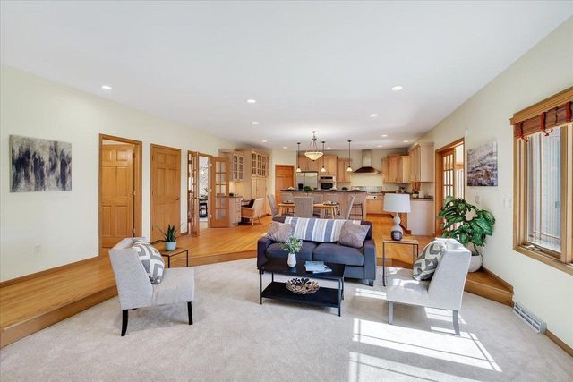 5753 Dawley Drive, Fitchburg, WI 53711