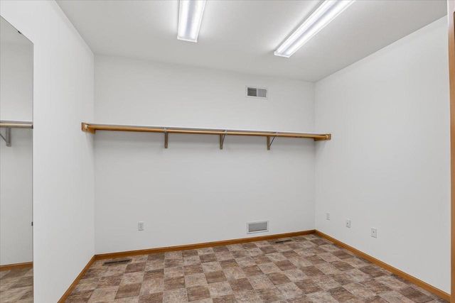 5753 Dawley Drive, Fitchburg, WI 53711