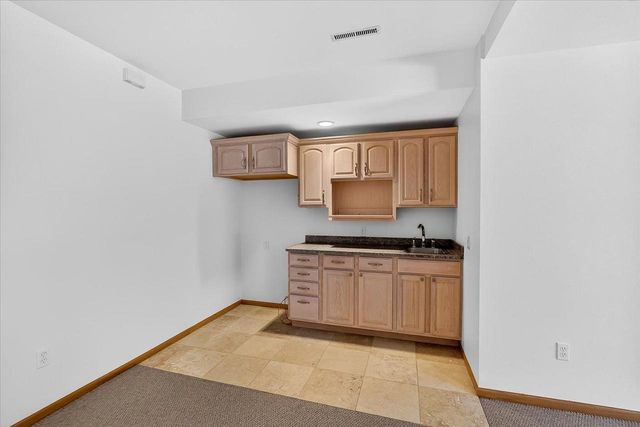 5753 Dawley Drive, Fitchburg, WI 53711