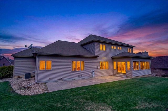 5753 Dawley Drive, Fitchburg, WI 53711