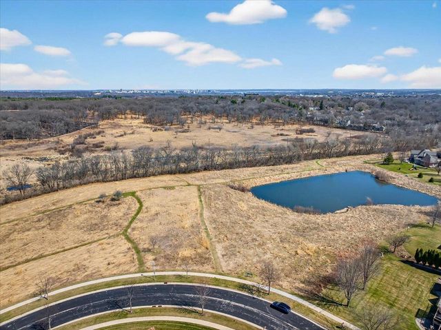 5753 Dawley Drive, Fitchburg, WI 53711