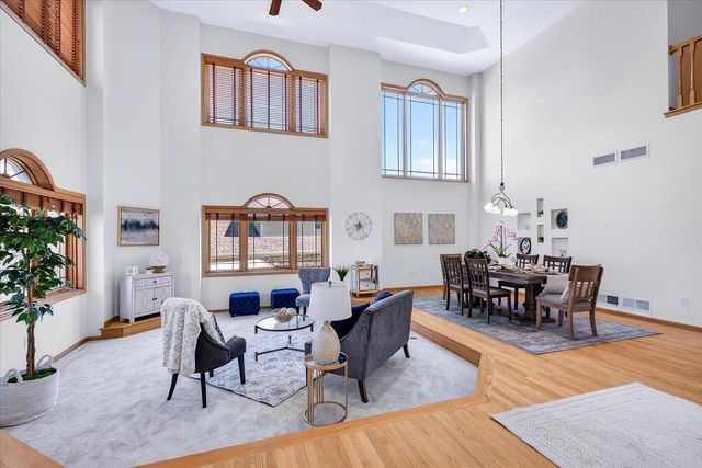 5753 Dawley Drive, Fitchburg, WI 53711