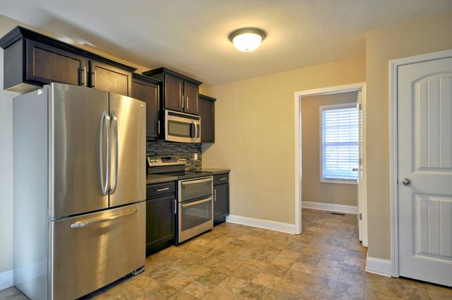 446 CYPRUS CT, Clarksville, TN 37040