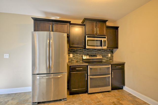 446 CYPRUS CT, Clarksville, TN 37040