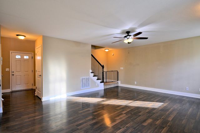 446 CYPRUS CT, Clarksville, TN 37040