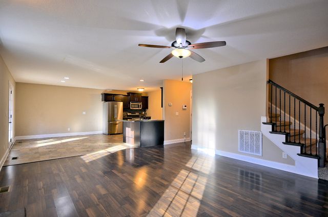 446 CYPRUS CT, Clarksville, TN 37040