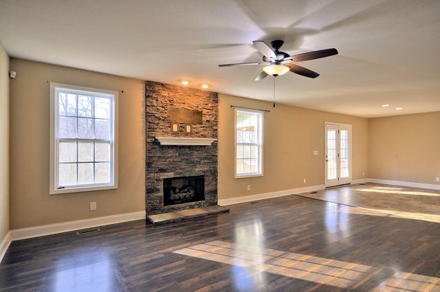 446 CYPRUS CT, Clarksville, TN 37040