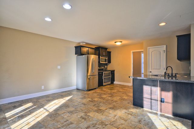 446 CYPRUS CT, Clarksville, TN 37040