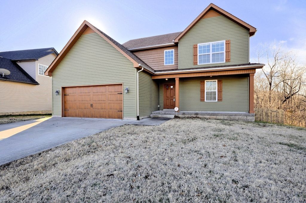 446 CYPRUS CT, Clarksville, TN 37040