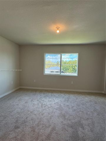 671 NW 10th Ct, Florida City, FL 33034