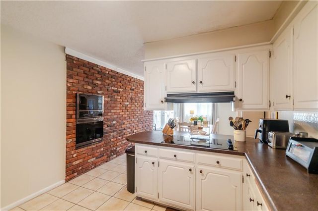 6354 Freeman Avenue, Kansas City, KS 66102