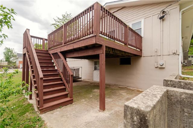 6354 Freeman Avenue, Kansas City, KS 66102
