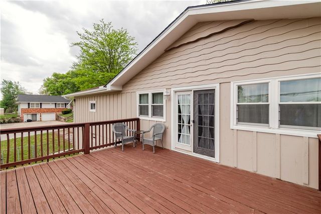 6354 Freeman Avenue, Kansas City, KS 66102
