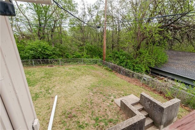 6354 Freeman Avenue, Kansas City, KS 66102