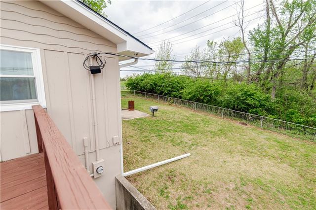 6354 Freeman Avenue, Kansas City, KS 66102