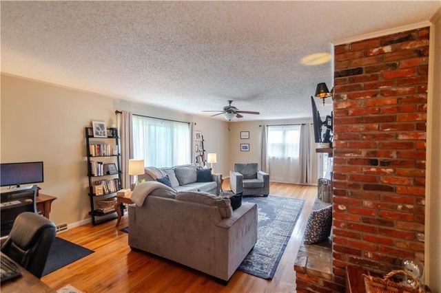 6354 Freeman Avenue, Kansas City, KS 66102
