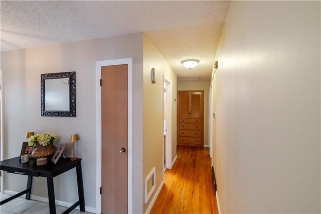 6354 Freeman Avenue, Kansas City, KS 66102