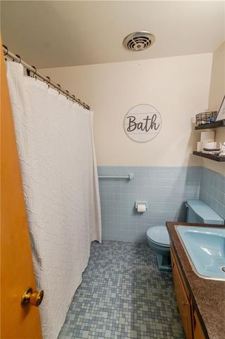 6354 Freeman Avenue, Kansas City, KS 66102