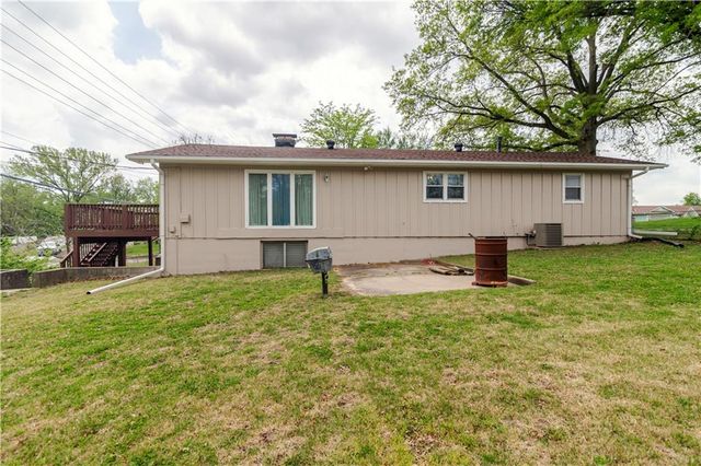 6354 Freeman Avenue, Kansas City, KS 66102