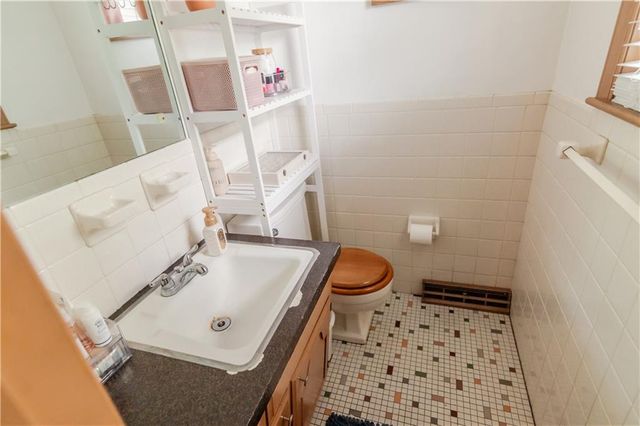 6354 Freeman Avenue, Kansas City, KS 66102